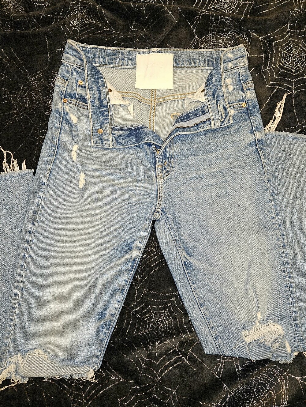 MOTHER Superior Insider Crop Step Fray Jeans in Holy Melancholy - Size 26